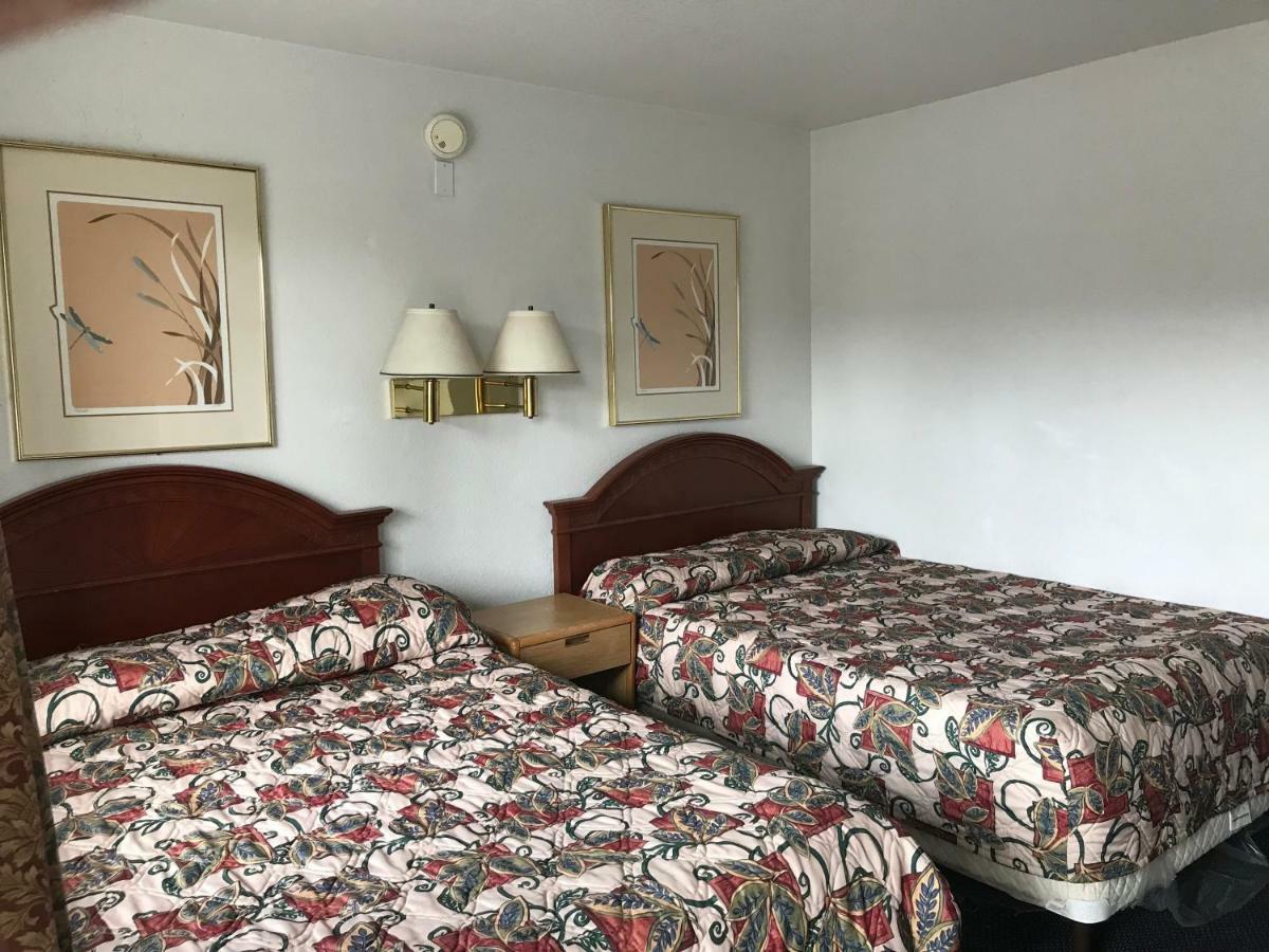 American Budget Inn And Suites-Modesto Bagian luar foto